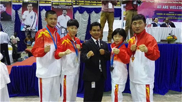 中国代表队出征第5届南亚ITF跆拳道锦标赛.jpg